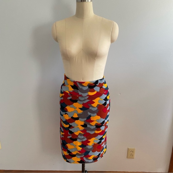 LuLaRoe Multicolored Cassie Skirt- Paintbrush Pattern- Size 2XL - Picture 2 of 7